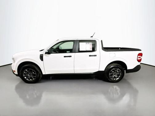 Oxford White 2024 Ford Maverick XLT