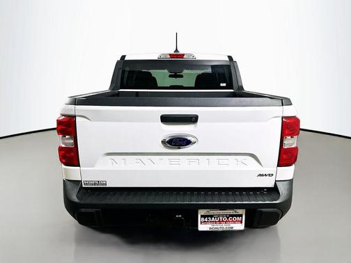 Oxford White 2024 Ford Maverick XLT