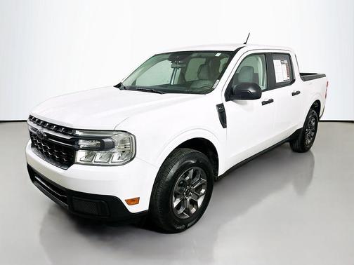 Oxford White 2024 Ford Maverick XLT