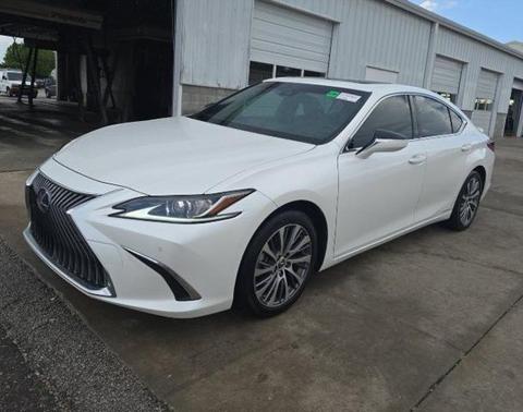 2019 Lexus ES 300h Luxury