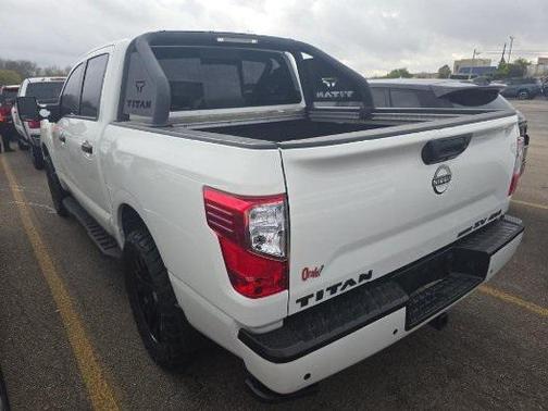 2023 Nissan Titan SV