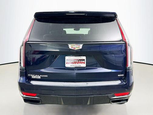 2022 Cadillac Escalade Sport