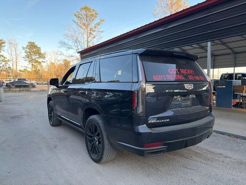 2022 Cadillac Escalade Sport