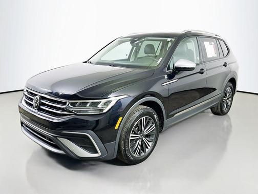 2024 Volkswagen Tiguan 2.0T Wolfsburg Edition