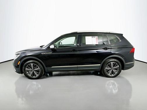 2024 Volkswagen Tiguan 2.0T Wolfsburg Edition