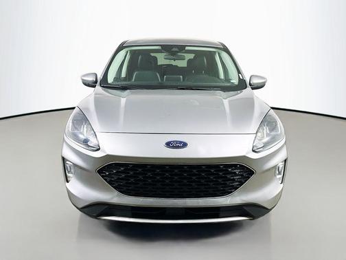 Silver Metallic 2022 Ford Escape SEL