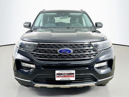 Agate Black Metallic 2022 Ford Explorer XLT