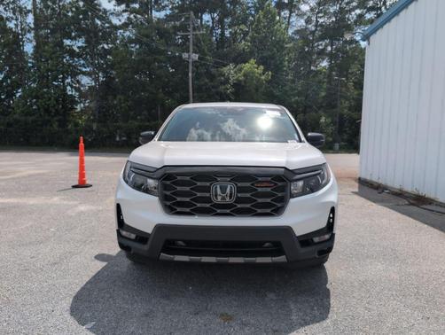 White 2024 Honda Ridgeline TrailSport