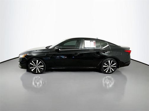 2020 Nissan Altima SR FWD