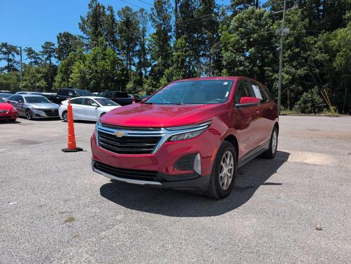 Radiant Red Tintcoat 2023 Chevrolet Equinox 1LT