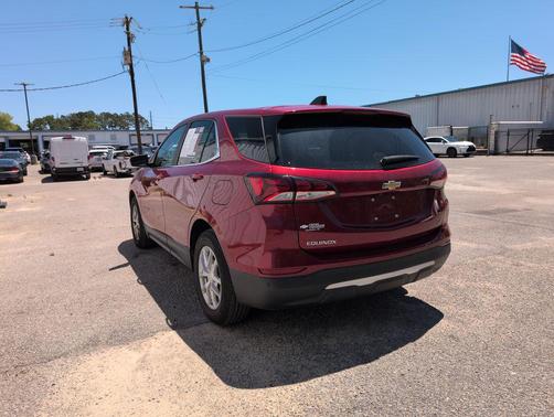 Radiant Red Tintcoat 2023 Chevrolet Equinox 1LT