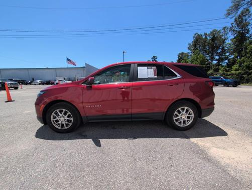 Radiant Red Tintcoat 2023 Chevrolet Equinox 1LT