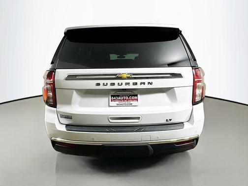 Summit White 2021 Chevrolet Suburban LT