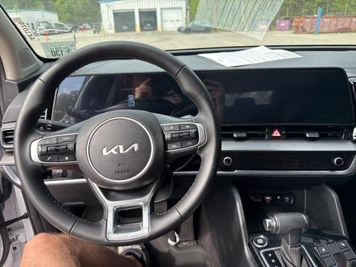 2025 Kia Sportage EX