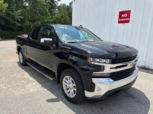 Black 2020 Chevrolet Silverado 1500 LT
