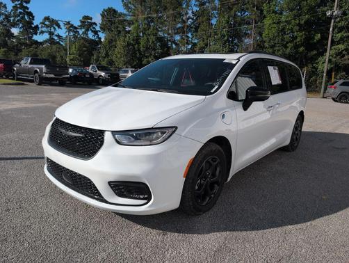 Bright White Clearcoat 2024 Chrysler Pacifica Hybrid Premium S Appearance Pkg