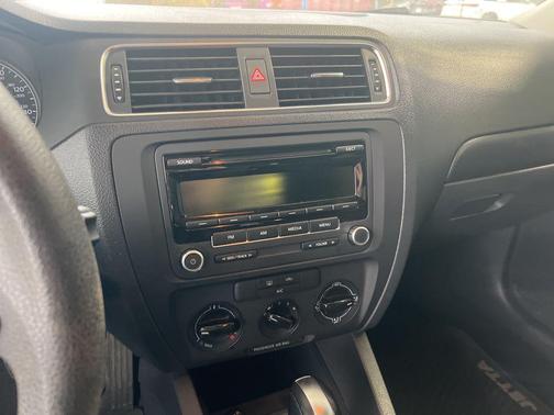 2014 Volkswagen Jetta Auto S