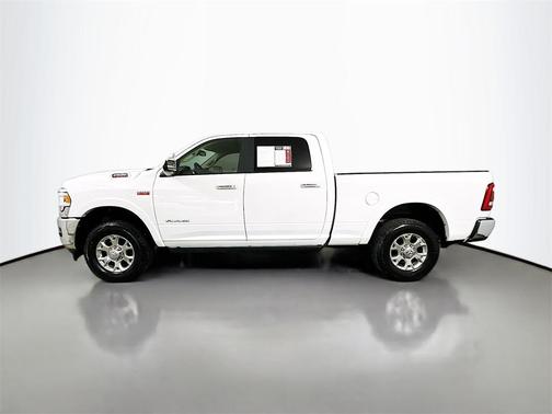 2022 RAM 2500 Laramie Crew Cab 4x4 6'4' Box