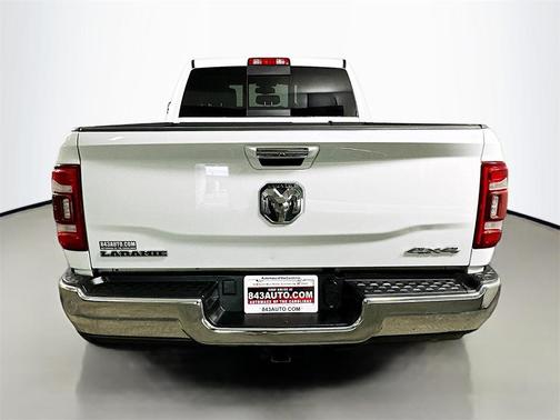 2022 RAM 2500 Laramie Crew Cab 4x4 6'4' Box