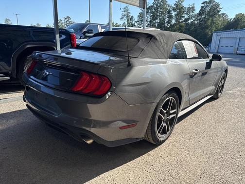 2022 Ford Mustang EcoBoost Premium