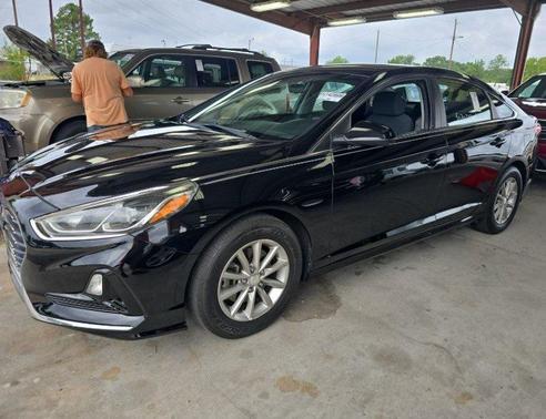 2018 Hyundai SONATA SE