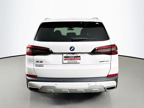 Alpine White 2022 BMW X5 xDrive40i