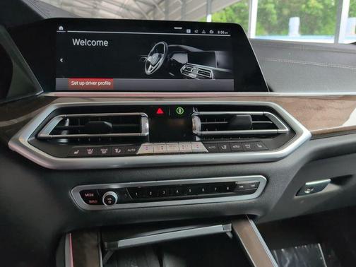Alpine White 2022 BMW X5 xDrive40i