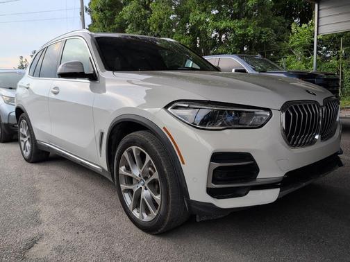 Alpine White 2022 BMW X5 xDrive40i