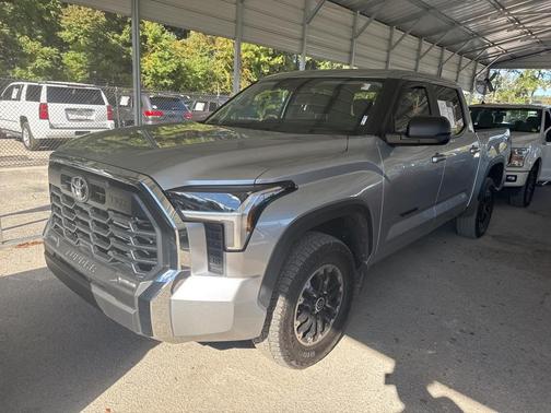 2024 Toyota Tundra SR5