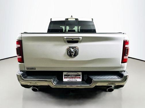 Ivory White Tri-Coat Pearlcoat 2021 RAM 1500 Limited