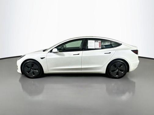 Pearl White Multi-Coat 2021 Tesla Model 3 Standard Range Plus