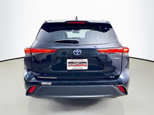 2021 Toyota Highlander Hybrid XLE