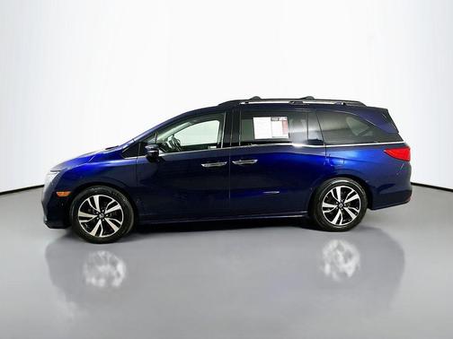 Obsidian Blue Pearl 2019 Honda Odyssey Elite