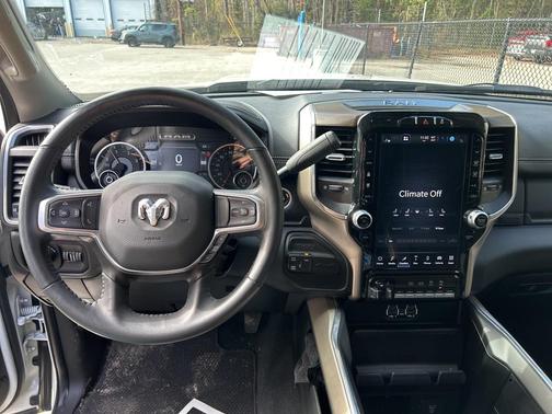 2024 RAM 3500 Laramie Mega Cab 4x4 6'4' Box