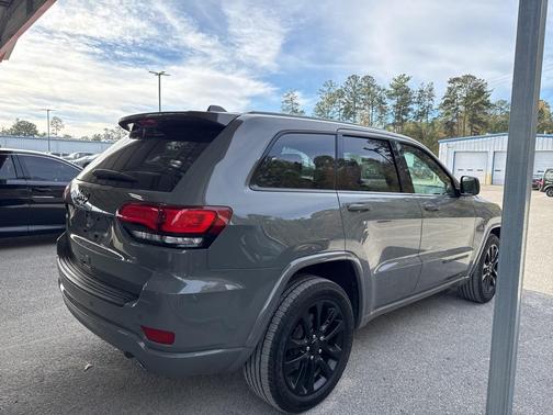 2020 Jeep Grand Cherokee Altitude