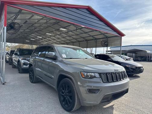 2020 Jeep Grand Cherokee Altitude