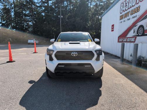 Ice 2025 Toyota Tacoma TRD Sport
