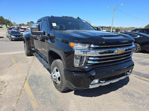Black 2022 Chevrolet Silverado 3500 High Country