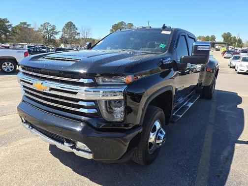 Black 2022 Chevrolet Silverado 3500 High Country