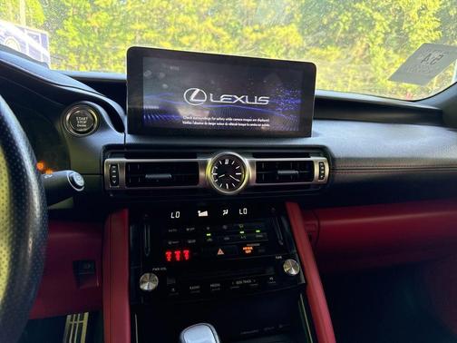 Iridium 2022 Lexus IS 350 Base