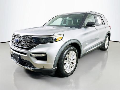 Iconic Silver Metallic 2021 Ford Explorer King Ranch