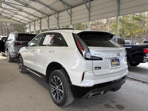 2024 Cadillac XT4 Sport
