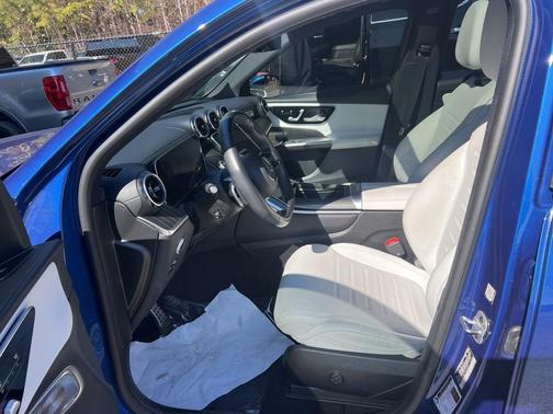 2023 Mercedes-Benz GLC 300 Base