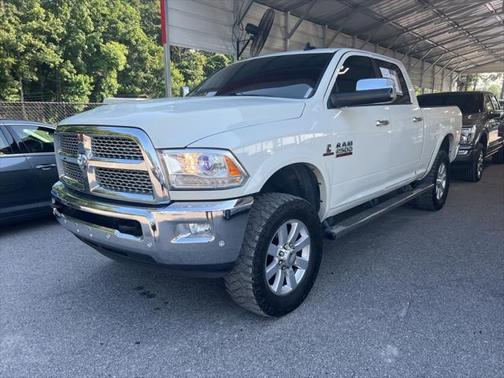 2018 RAM 2500 Laramie Crew Cab 4x4 6'4' Box