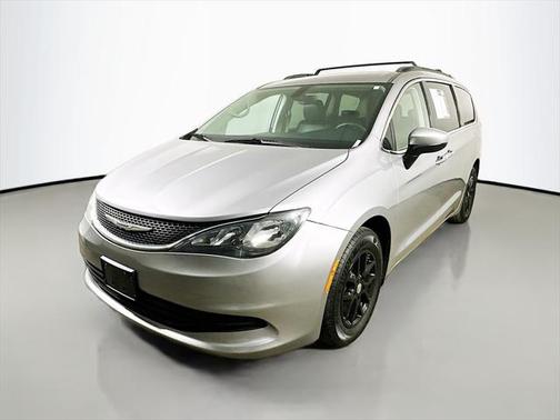 2020 Chrysler Voyager LXI