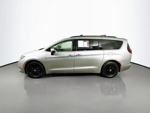 2020 Chrysler Voyager LXI
