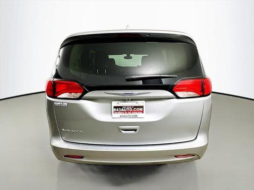 2020 Chrysler Voyager LXI