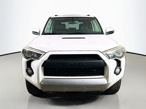 Super White 2016 Toyota 4Runner Trail Premium