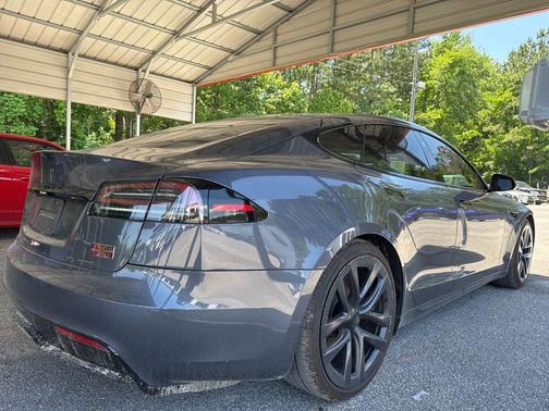 Stealth Gray 2023 Tesla Model S Plaid