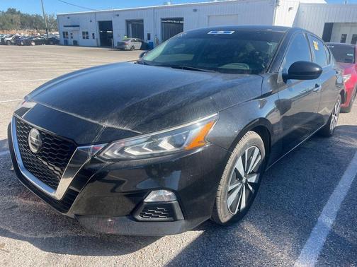 2021 Nissan Altima 2.5 SV
